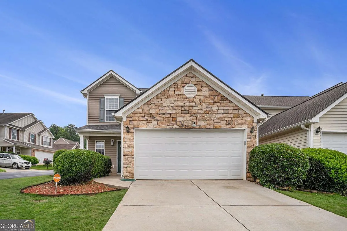 3 bed, 2.5 bath, 1528 sqft, $2,275 — Photo 1