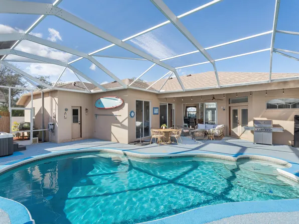 518 SW Ray Avenue, Port St Lucie, FL 34983