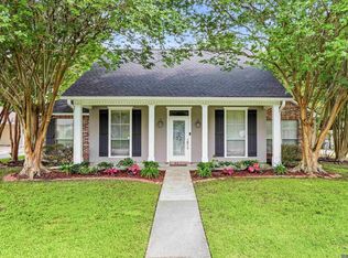 5253 River Meadow Dr, Baton Rouge, LA 70820
