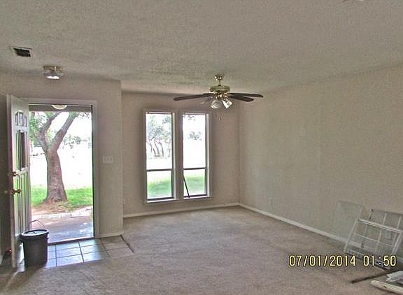 2nd image of 803 Royal Ln APT A