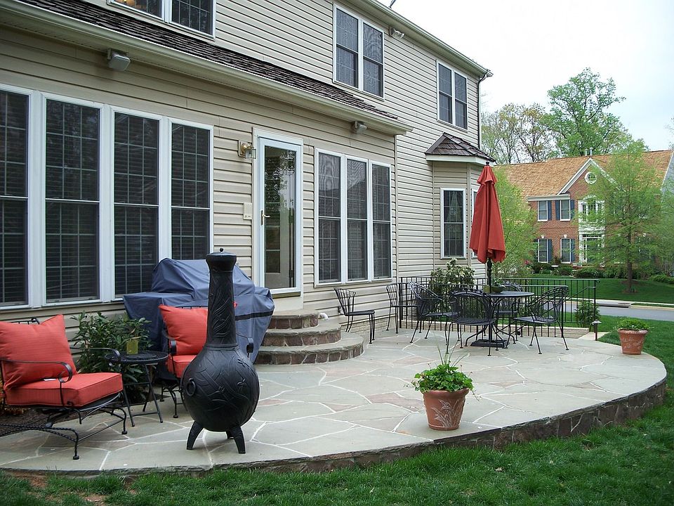 Rear yard - patio