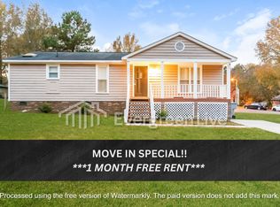 4021 Courtland Dr, Charlotte, NC 28212