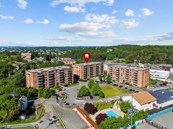 198 Locust St APT 703, Lynn, MA 01904