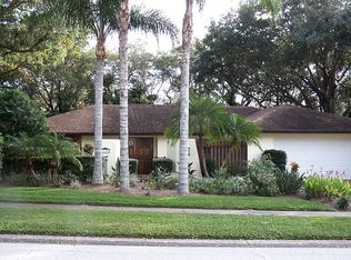 2020 Spanish Pines Dr, Dunedin, FL 34698