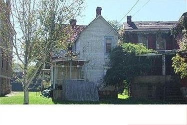 2nd image of 109 Water Blvd