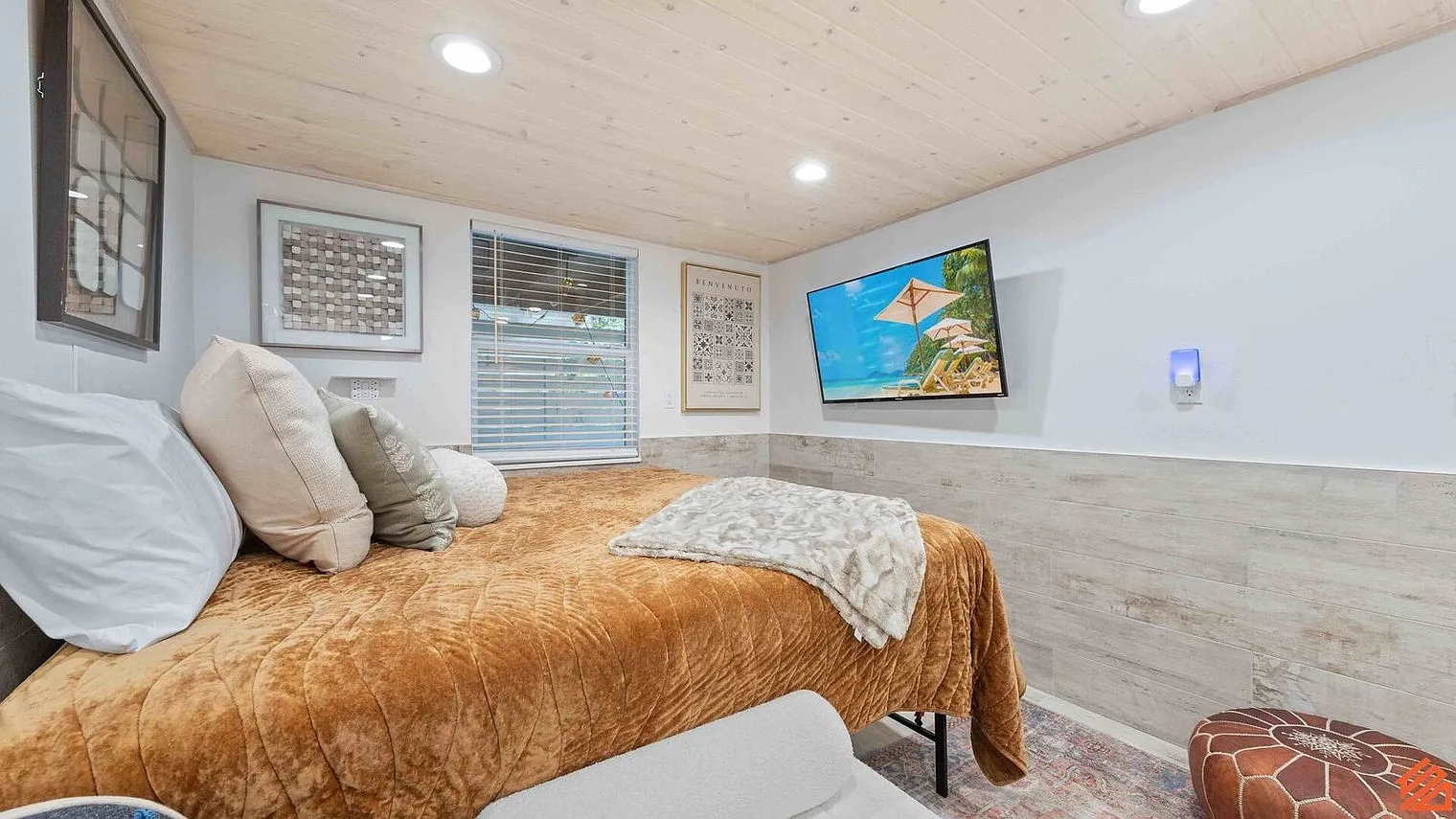 1 bed, 1.0 bath, 12744 sqft, $1,737 — Photo 1