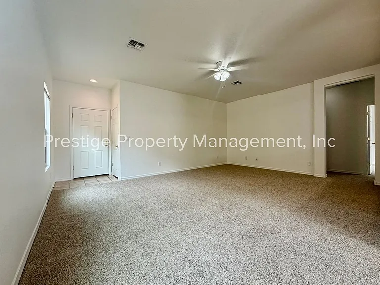 81 W Calle Guija — Photo 14