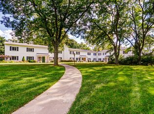 20 Lost Mountain Trl, Rochester, NY 14625