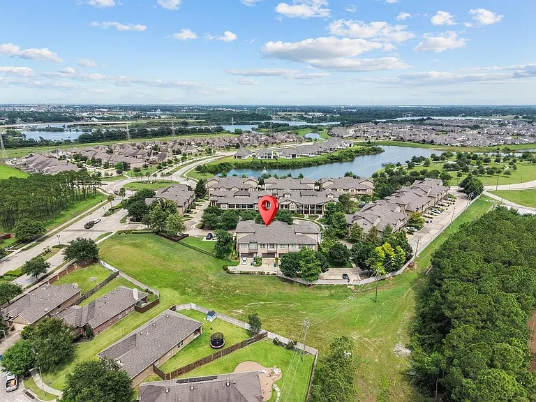 416 Via Regatta Dr — Photo 37