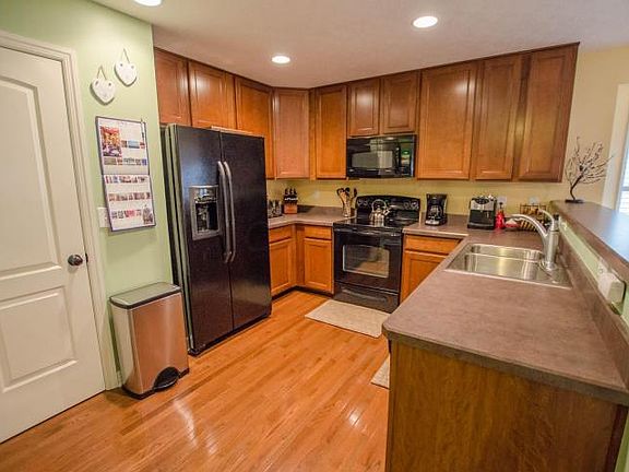 5th image of 1207 Deansway Dr