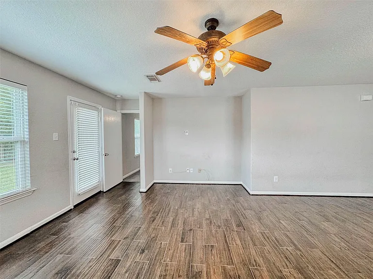 13327 Belvedere Park Ct — Photo 21