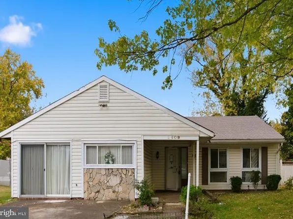 2409 Mary Pl, Fort Washington, MD 20744