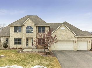 2384 Ellsworth Ct, Chaska, MN 55318
