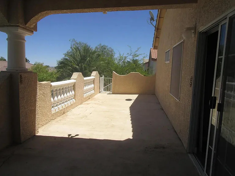 2238 Alanhurst Dr — Photo 25