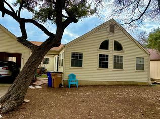 8811 Pineridge Dr #B, Austin, TX 78729