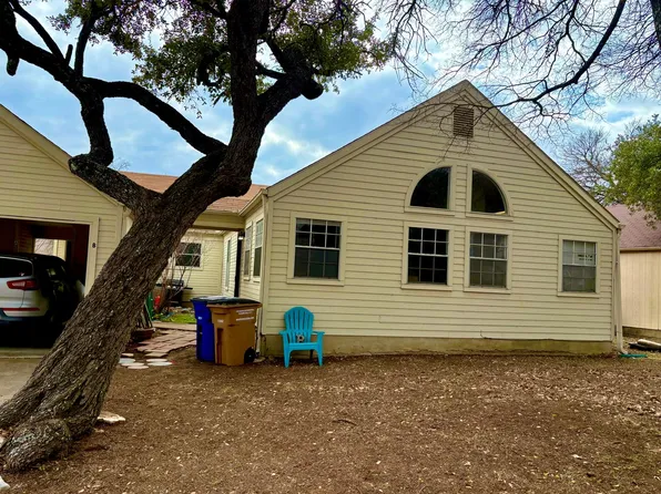 8811 Pineridge Dr #B, Austin, TX 78729