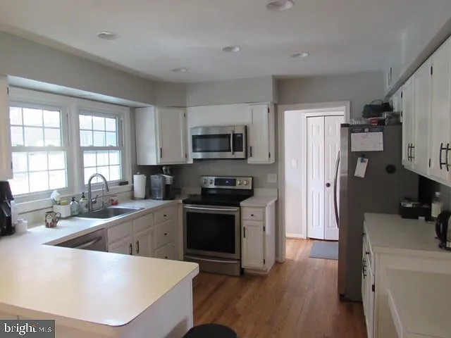 11903 Latigo Ln — Photo 12