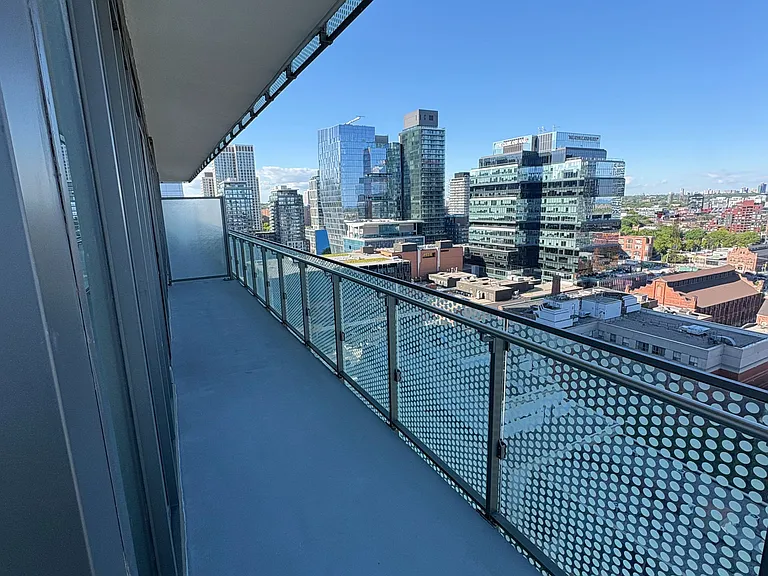 60 Princess St #1716 — Photo 20