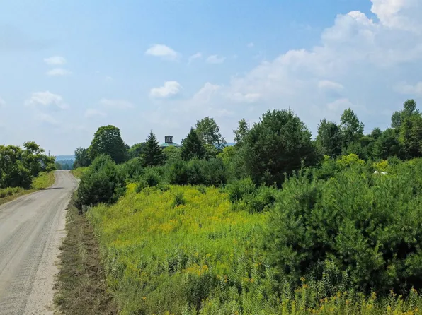 000 New Boston Road #3, St. Johnsbury, VT 05819