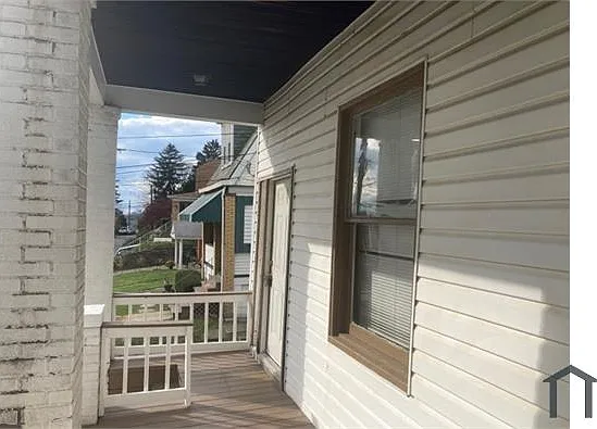 382 Keever Ave — Photo 5