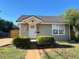 211 W Corbin Ave, Altus, OK 73521