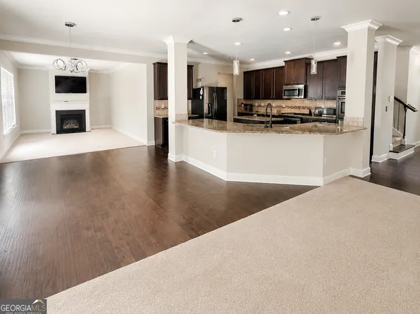 835 Lorrimont Ln, Fairburn, GA 30213