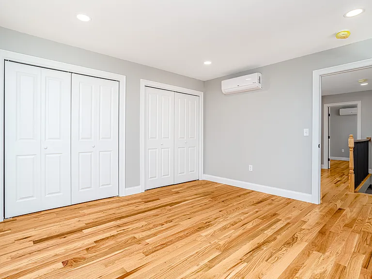 27 Milton St #1 — Photo 17