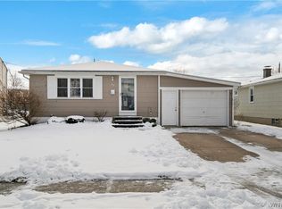 83 E Rouen Dr, Buffalo, NY 14227