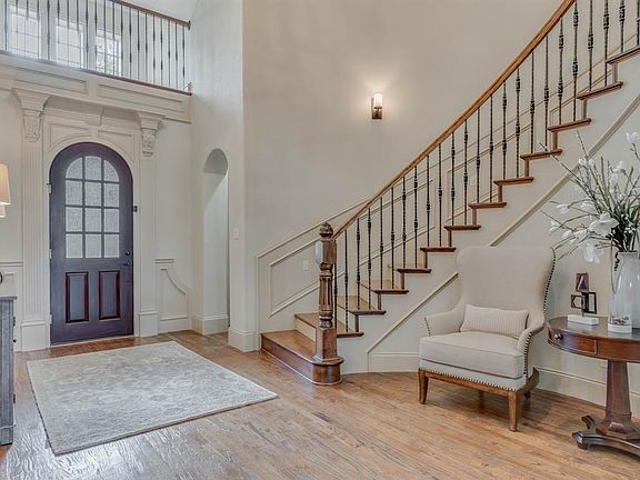 4th image of 6804 Whittier Ln
