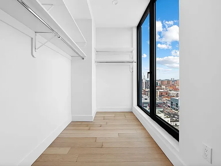 224 W 124th St #1605 — Photo 7