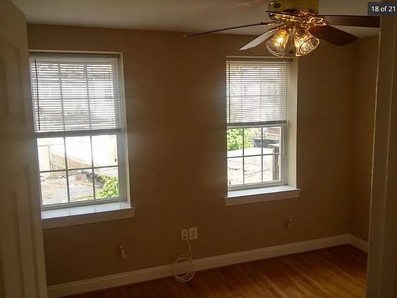 3rd image of 1114 Sterrett St