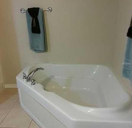 5th image of 24 Amalfi Way