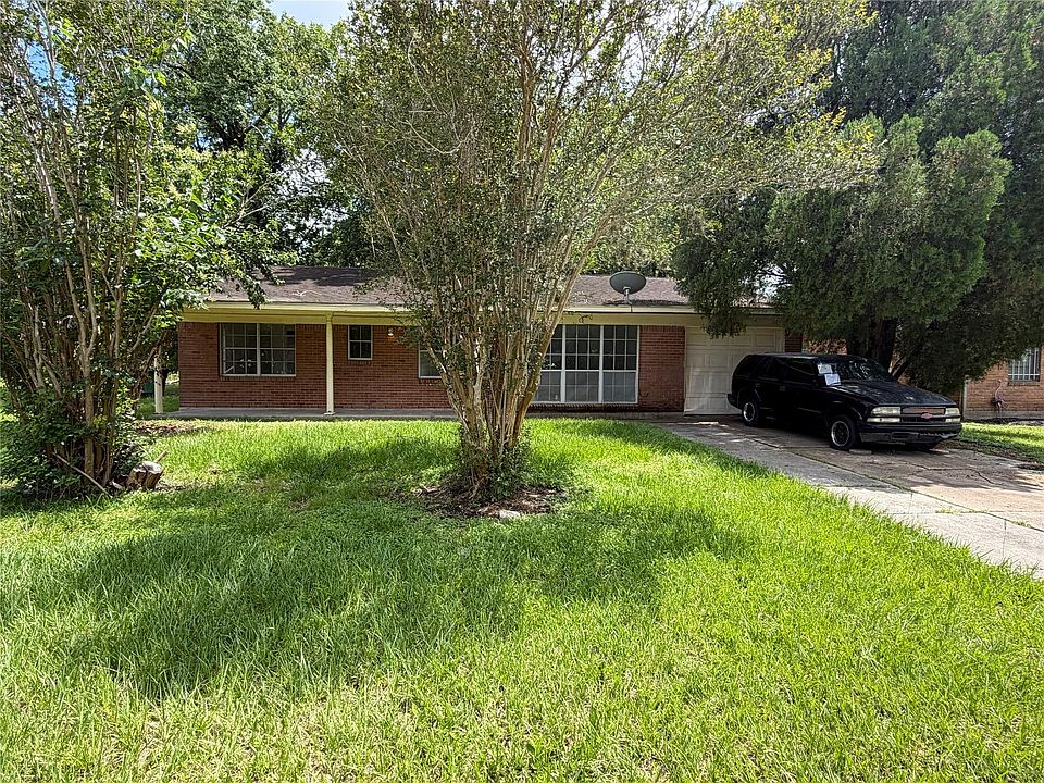 1st image of 5230 Greylog Dr