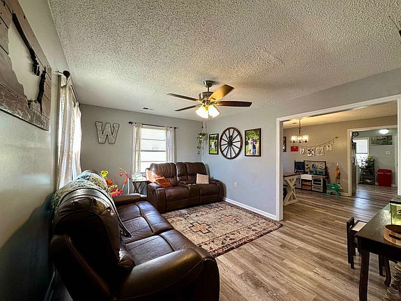 2nd image of 20 Lagrange St
