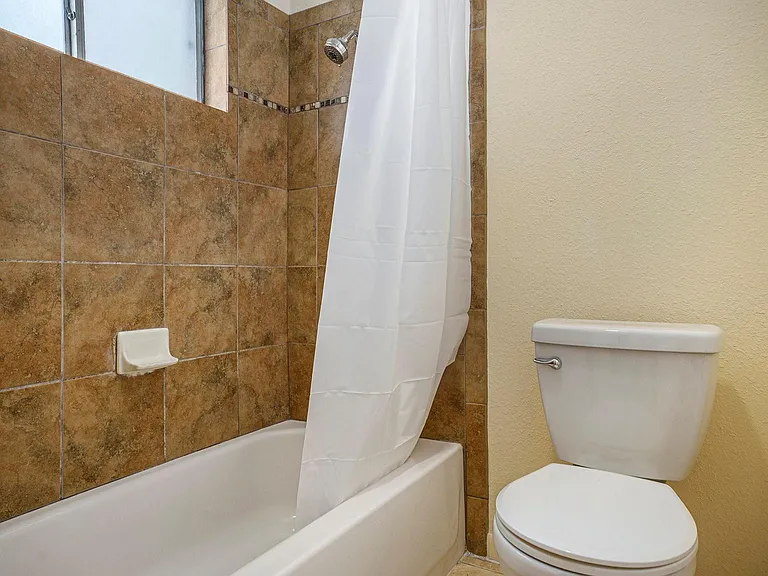 5904 Misty Meadow St — Photo 13