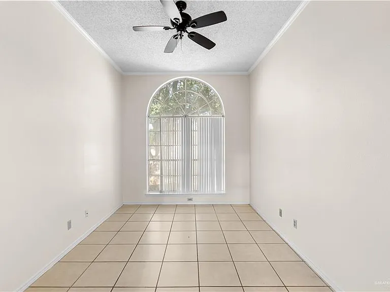 1709 Jonquil Ave — Photo 12