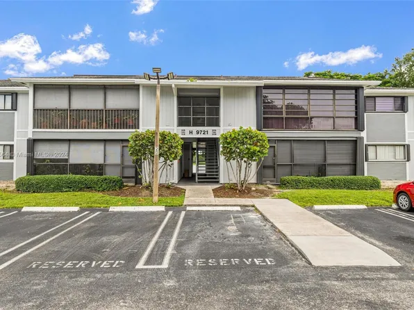 9721 Hammocks Blvd APT 108, Miami, FL 33196