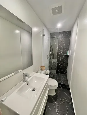 Rented by Oxford Property Group | media 13