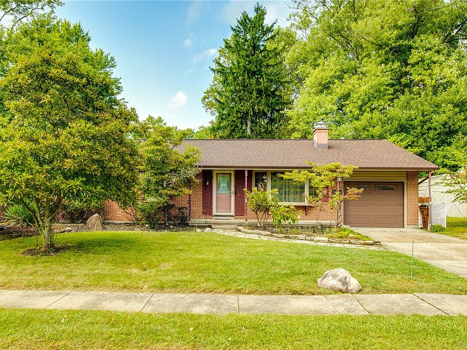 1st image of 135 Lisa Ln