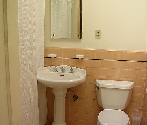 Full Bath