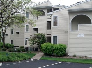 983 Lake St #12, Saugatuck, MI 49453