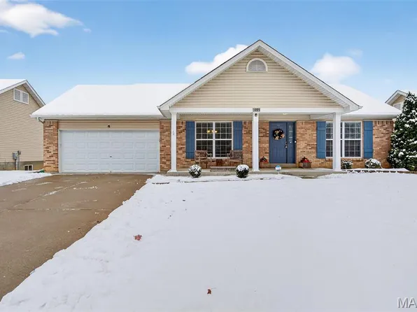 1005 Park Charles Blvd S, Saint Peters, MO 63376