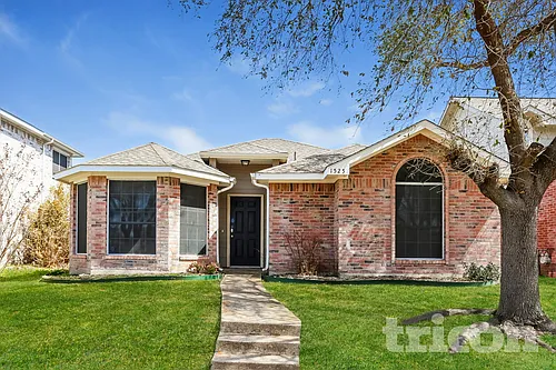 1525 Juniper Ln Photo 1
