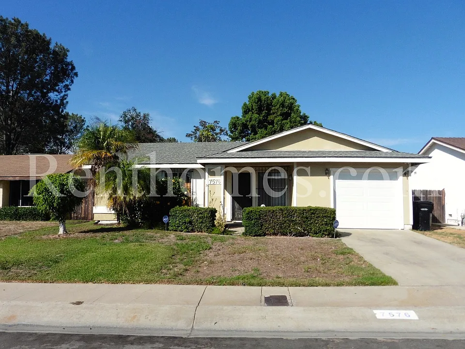 7576 Winterwood Ln