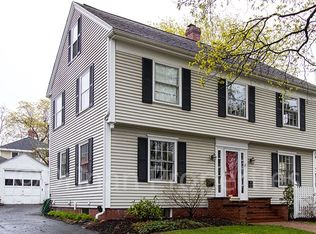54 Kenwood St, Portland, ME 04102