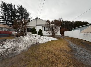 32 Phillips Ct, Lyon Mountain, NY 12952