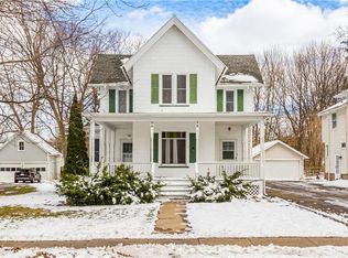 98 South Ave, Webster, NY 14580