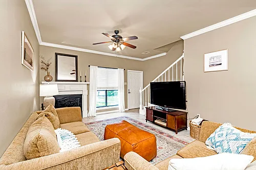 4188 Jefferson Woods Dr Photo 1