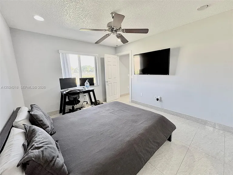 10991 NW 30th Pl #10991 — Photo 9