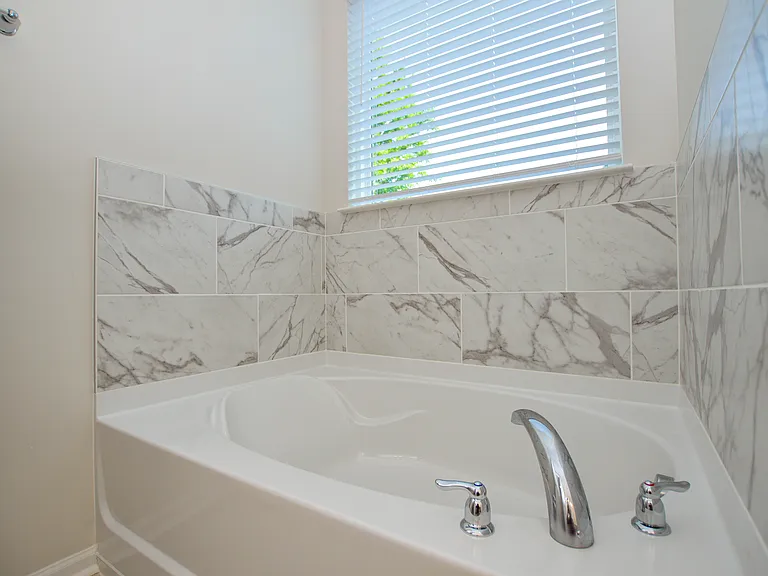 1657 Scotch Pine Ln — Photo 34